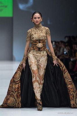 Jakarta Fashion Week: Runway Rendezvous with Traditional Textiles and Modern Flair